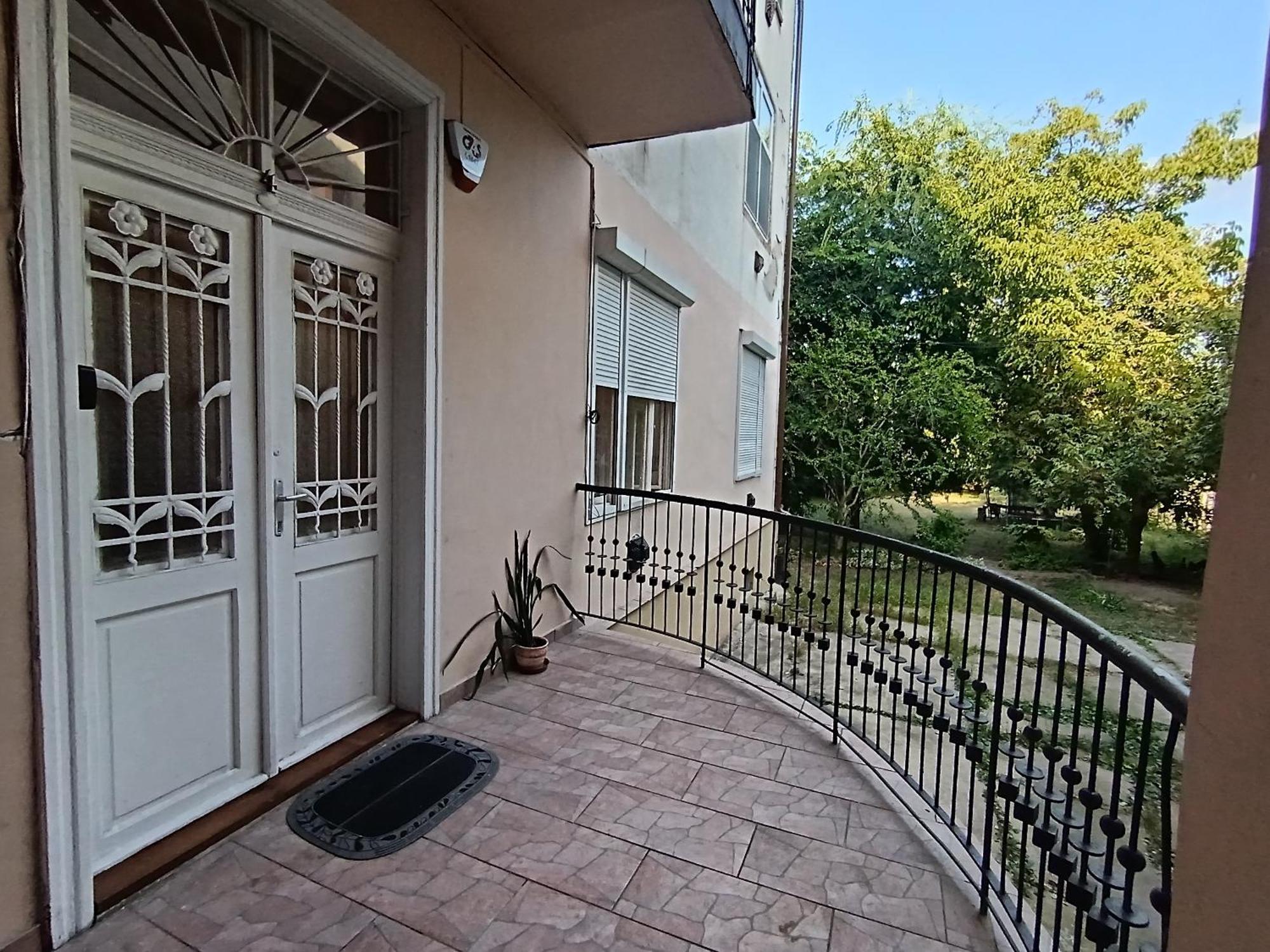 Rom Apartman Budapest Kültér fotó